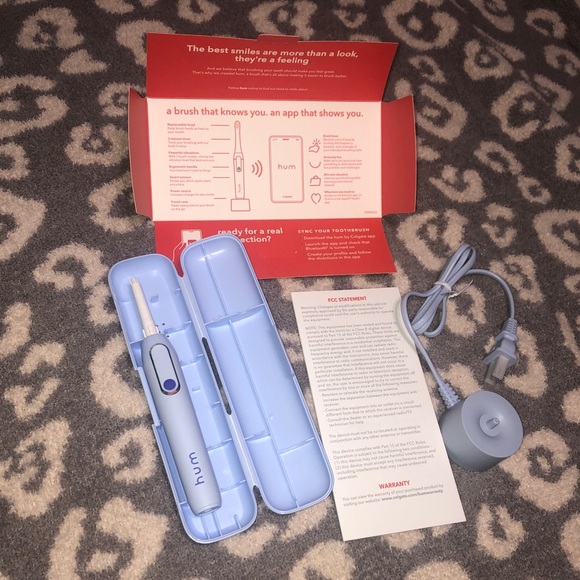 Colgate Hum Rechargeable Electric Toothbrush - Picture 5 of 8